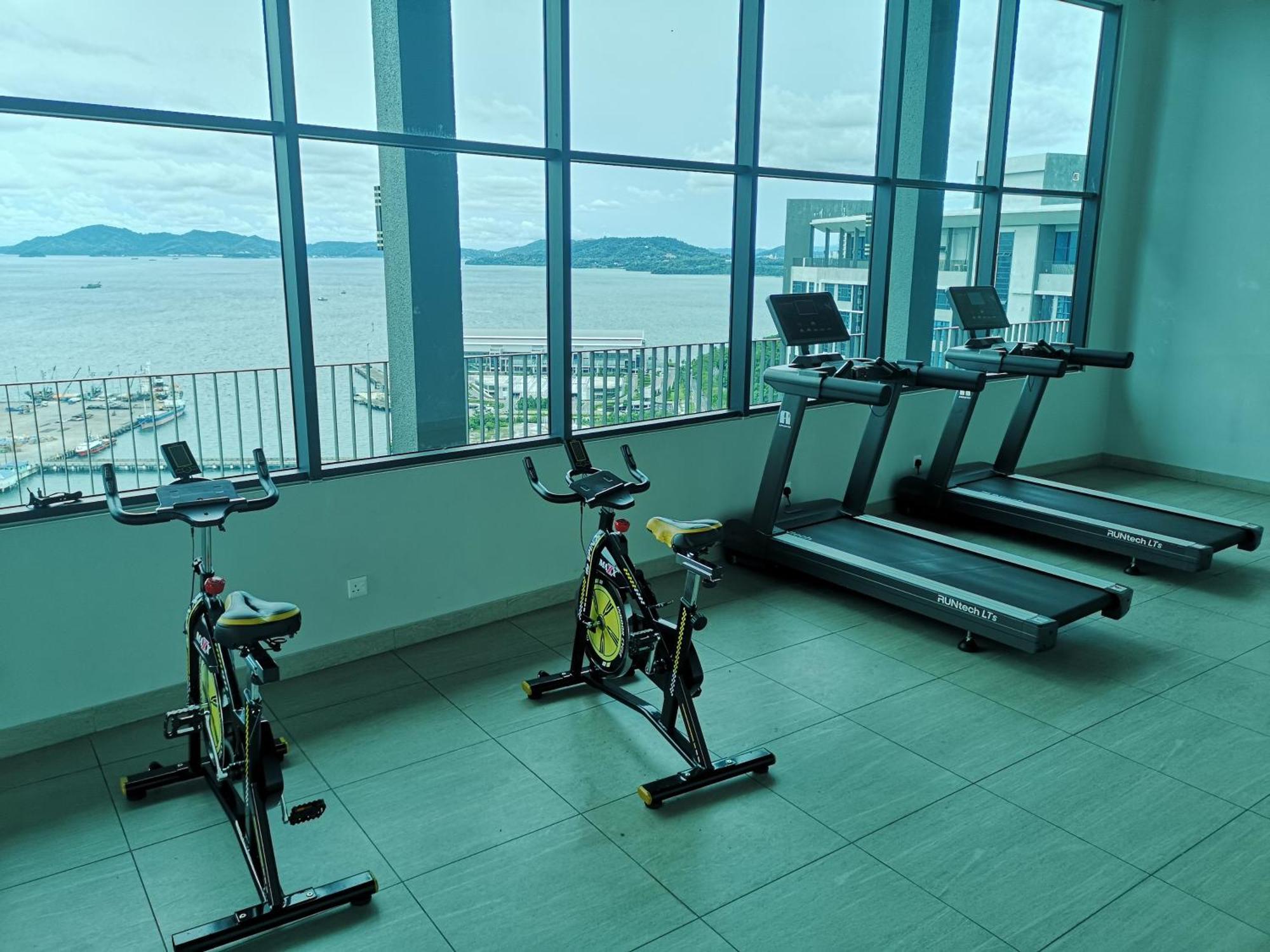 Jesselton Quay With City View Near Suria Sabah Mall & Jesselton Point Kota Kinabalu Luaran gambar
